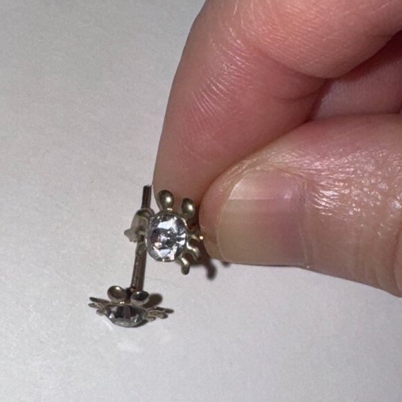 Clear Cute 8.25mm Sterling Silver Spider Post Earrings - Picture 7 of 10